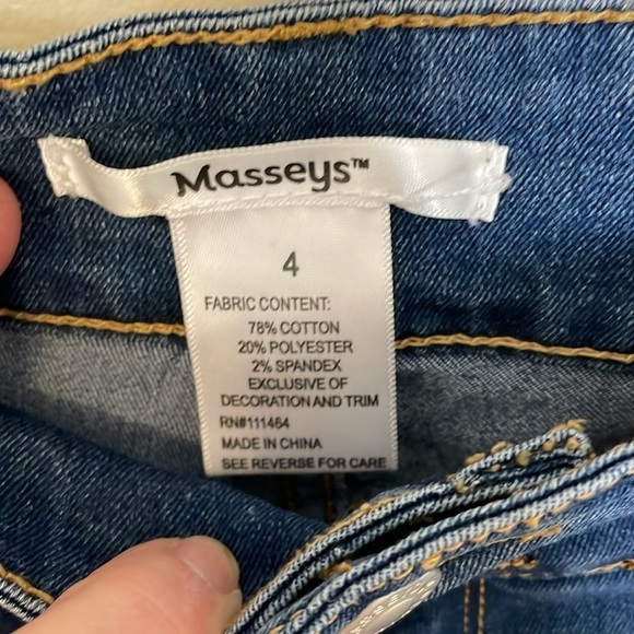 MASSEY’S Women’s  Size 4 Denim Embroidered Stretch Skinny Jeans Y2k Retro Bling - Picture 11 of 11